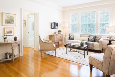 3133 Connecticut Ave, NW Studio-3 Beds Apartment for Rent Photo Gallery 1